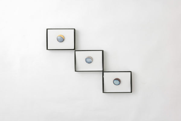 Shiraiwa-yaki Brooches by MEMENTOS