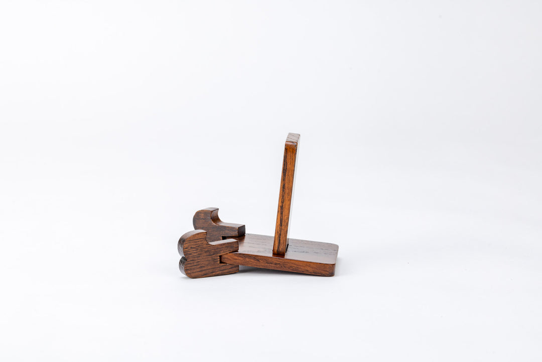 Plate Stand