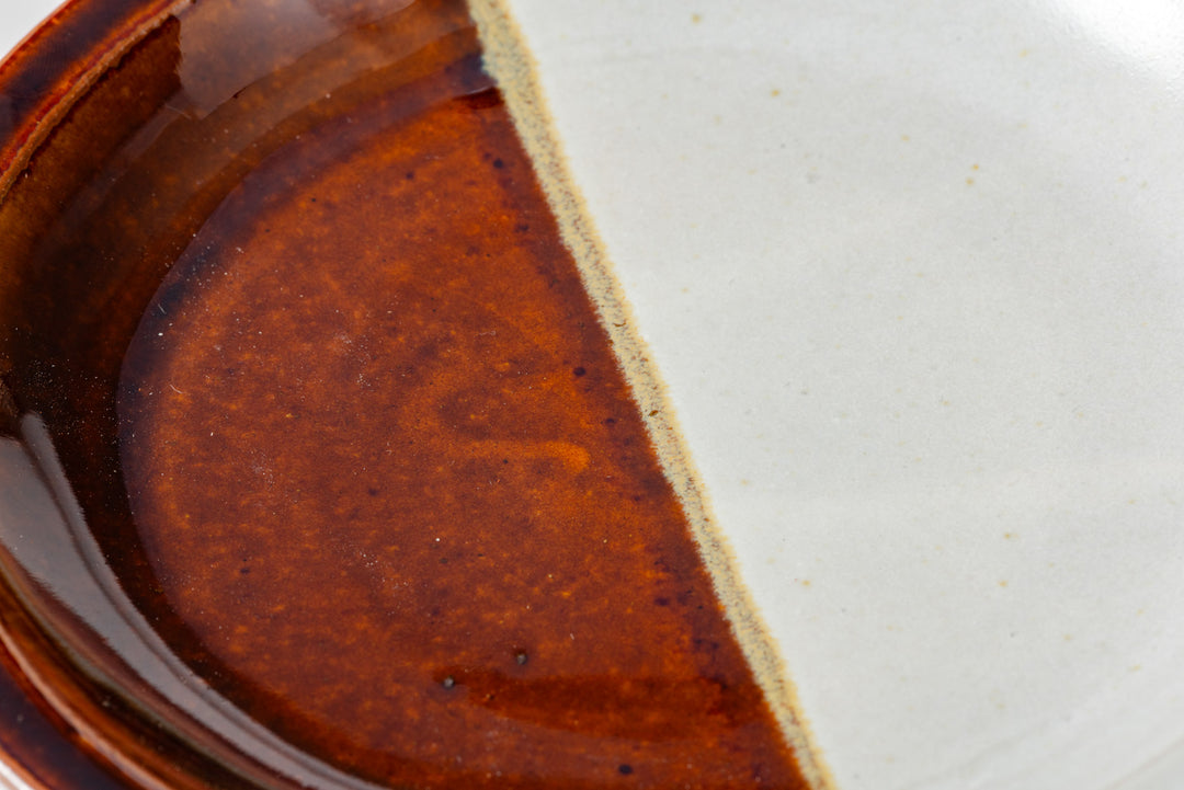 Bicolor Plate 18 cm (Red Amber x Ash White)