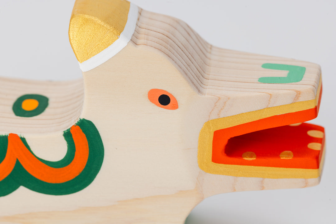 Japanese Zodiac: Dragon (Shiraki Wood Grain)