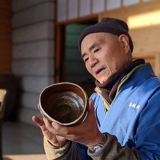  Rikei Imai, founder of pottery studio Tsugaru Ujoyaki and creator of the worlds longest climbing kiln
