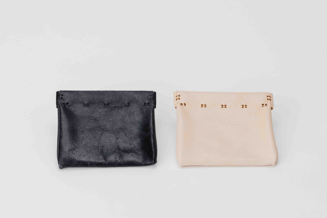 Deer Veg-Tan Leather Squeeze Coin Purse