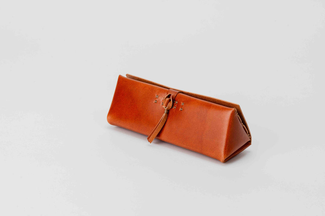 Steer Hide Veg-Tan Leather Triangular Pen Case