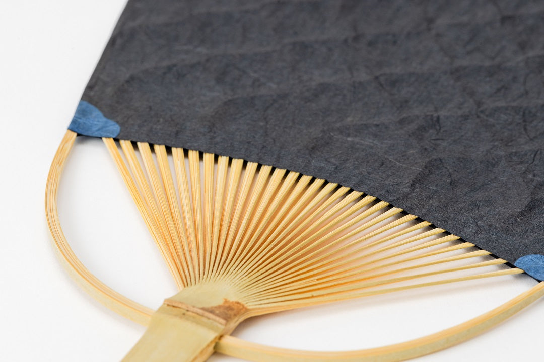Marugame Uchiwa REFINE Ginkgo Shaped Black