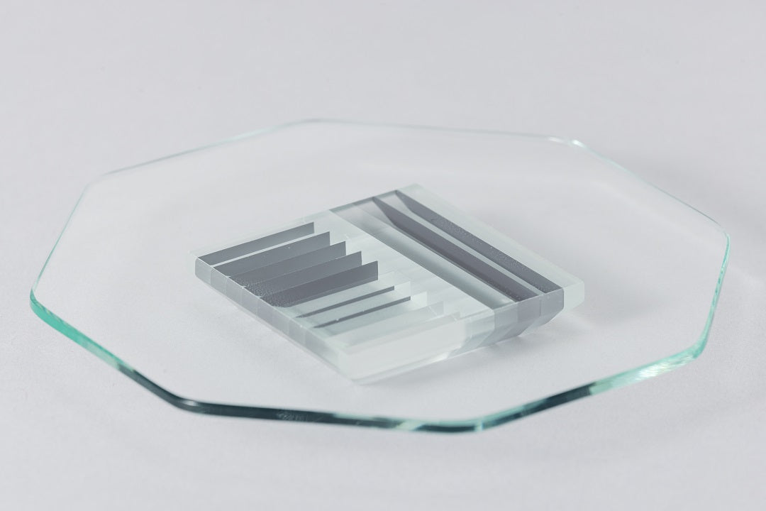 Laminated Octagonal Plate S – Oshinsha