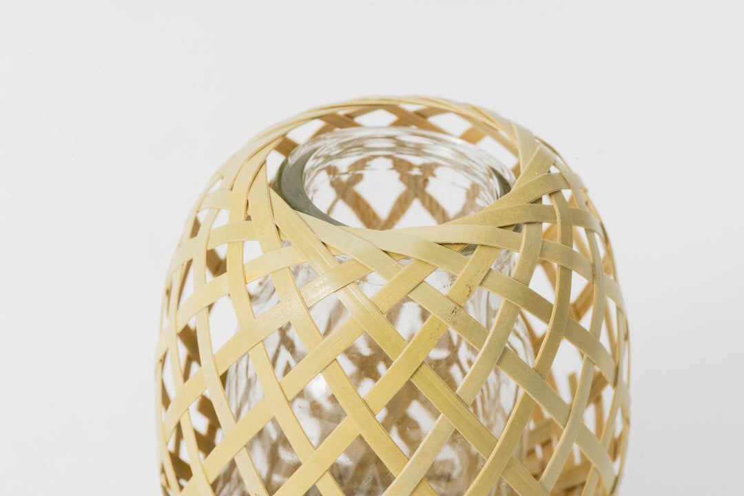 Bamboo woven flower vessel