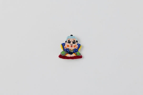 Fukusuke/Hand-Embroidered Brooch