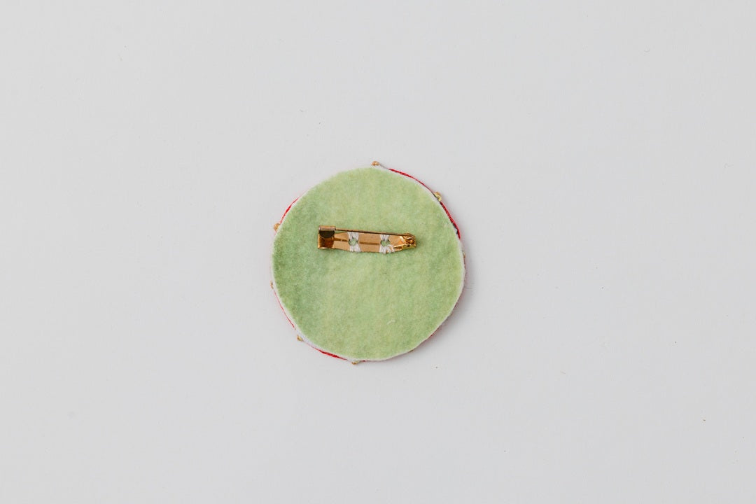 Shan-shan Umbrella/Hand-Embroidered Brooch