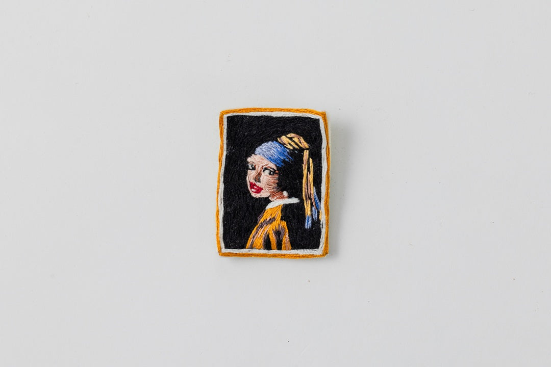 Vermeer/Hand-Embroidered Brooch