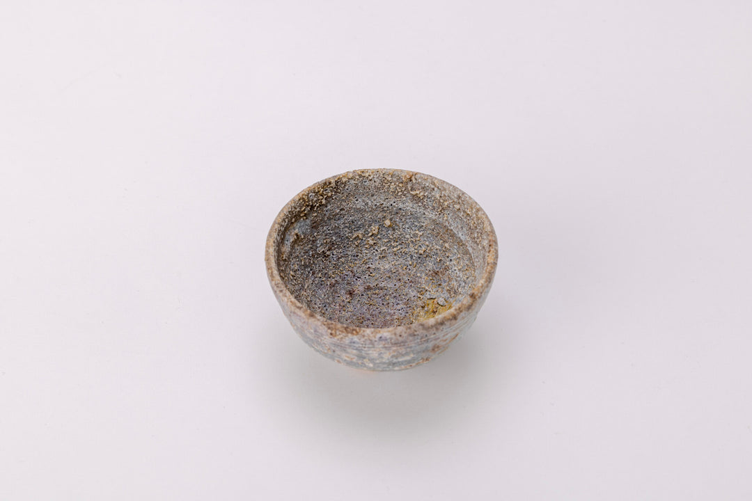 Tsugaru Ujo-yaki Natural Glaze Guinomi [GN-05]